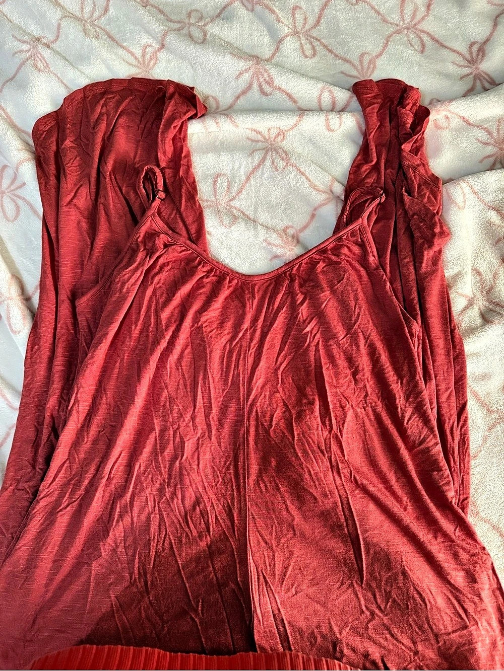Maurices Pinkish/Red Full Jumper Size Large